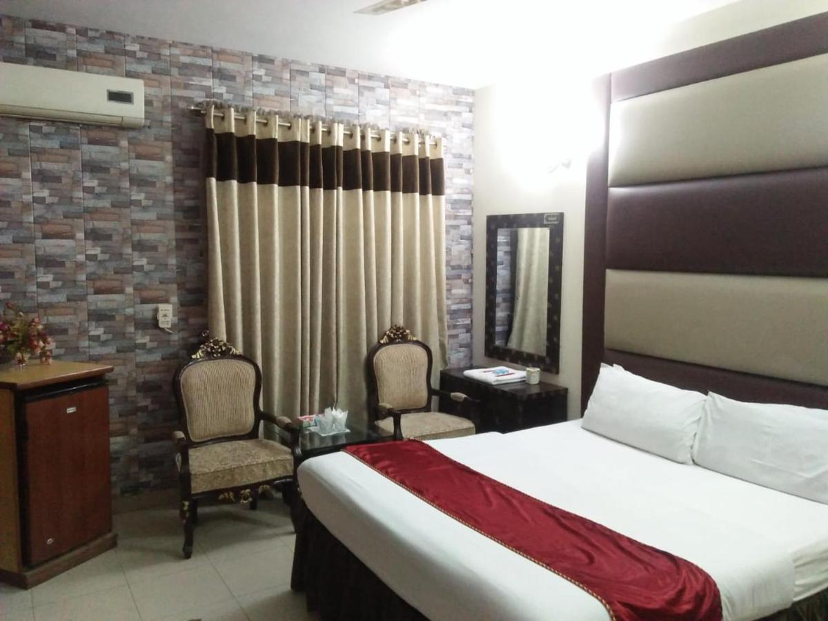 Tourist Inn Hotel Lahore Exteriér fotografie