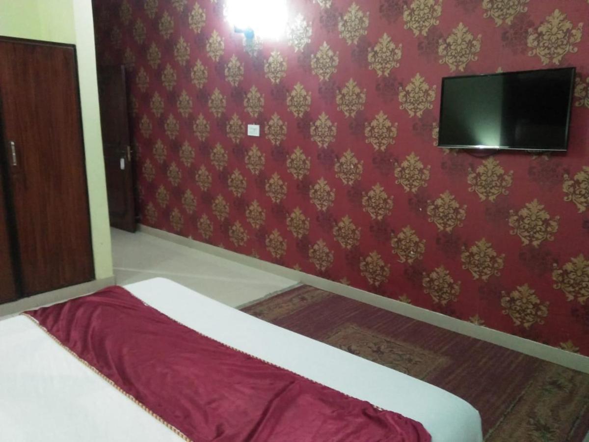 Tourist Inn Hotel Lahore Exteriér fotografie