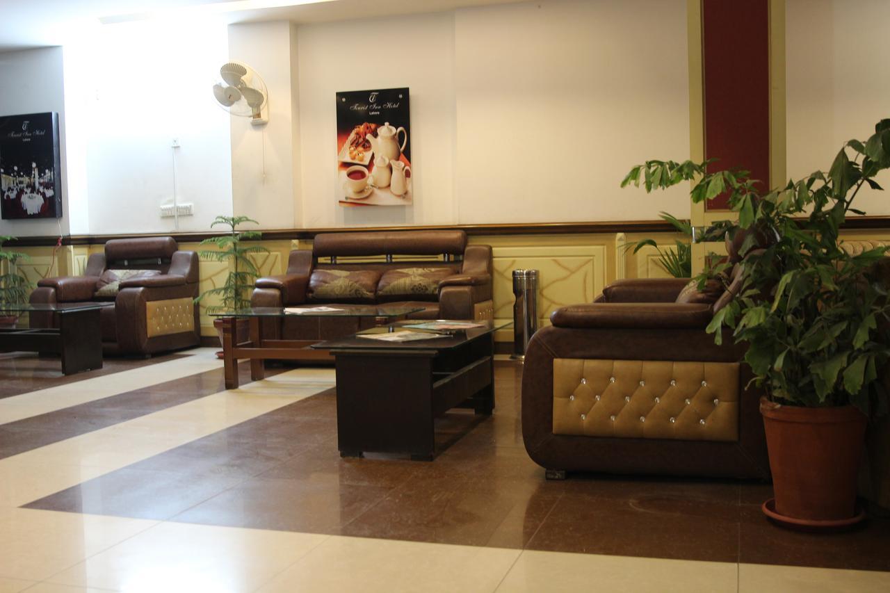 Tourist Inn Hotel Lahore Exteriér fotografie
